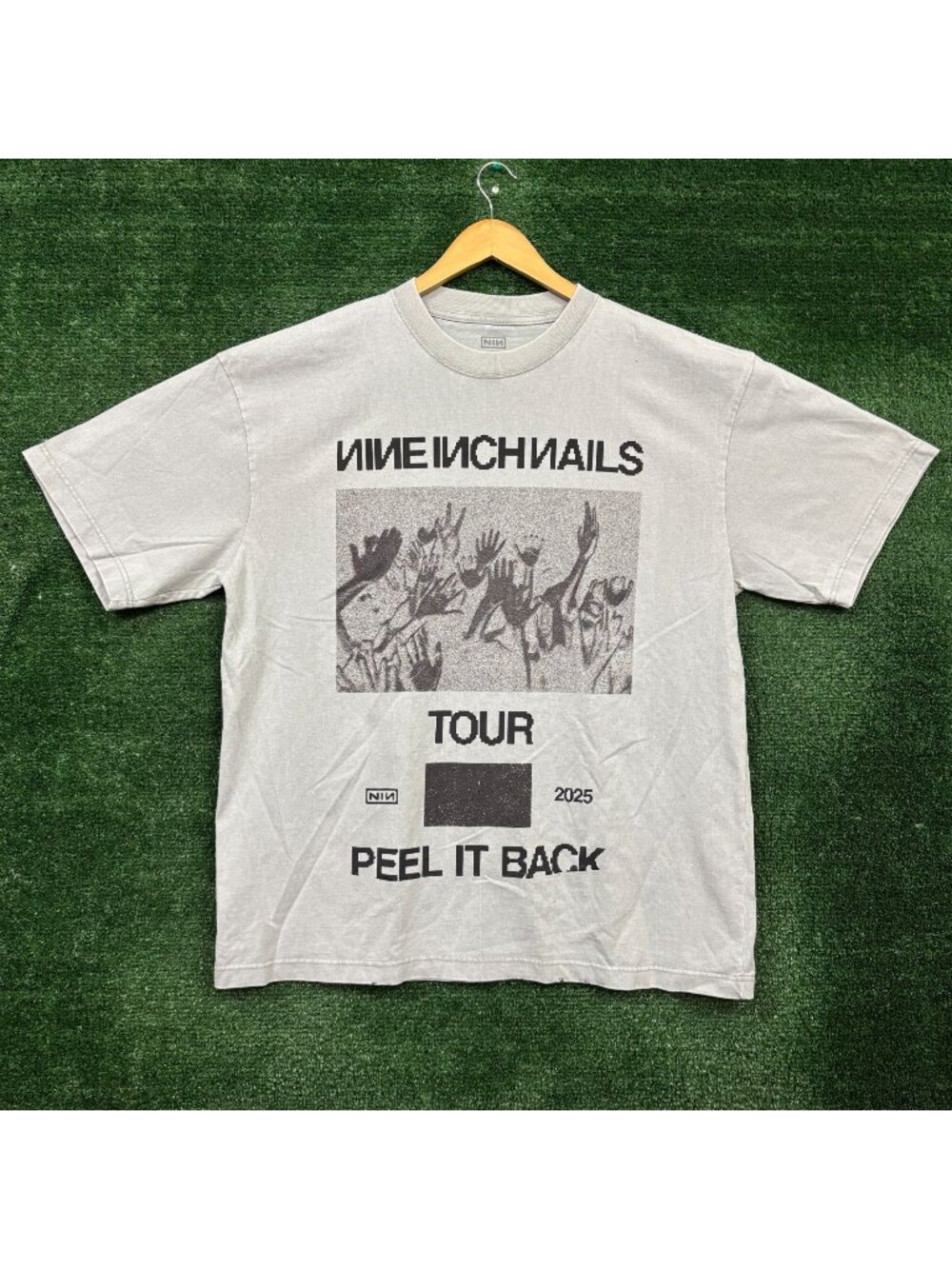 Nine Inch Nails Peel It Back Tour Rock Band T-Shirt Size Extra Large